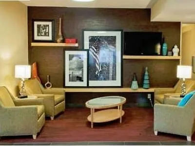Hampton Inn Louisville Airport Fair/Expo Center Hotel