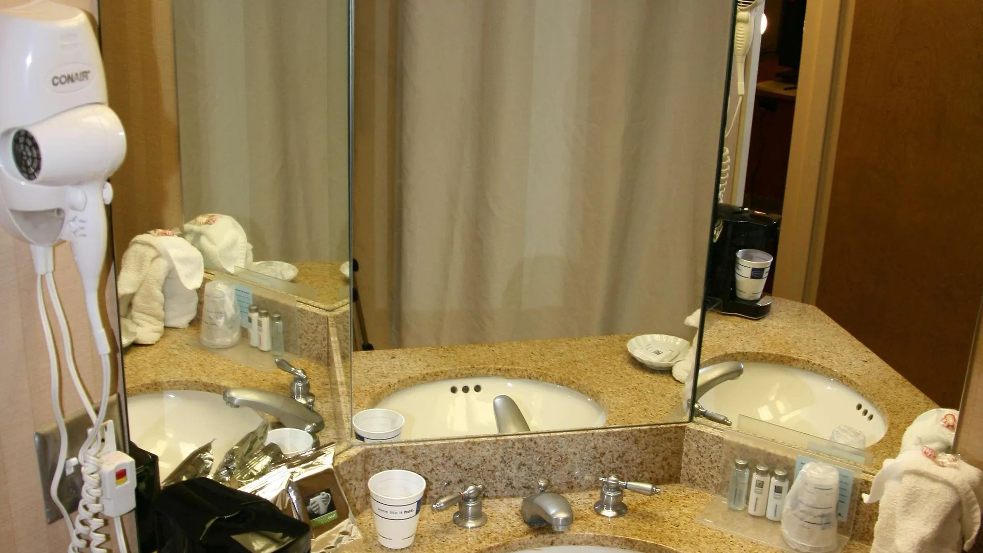 Hotel Hampton Inn Louisville Airport Fair/Expo Center