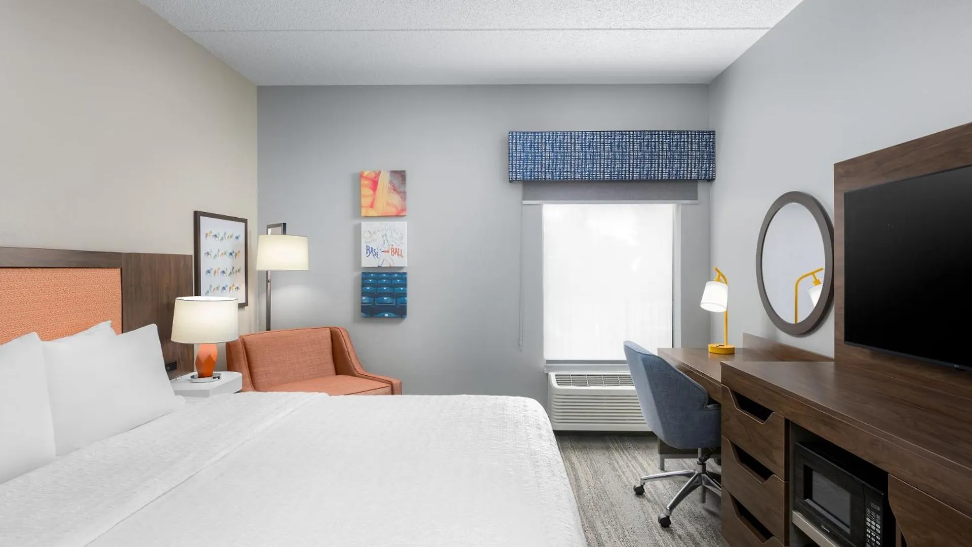 Hampton Inn Louisville Airport Fair/Expo Center Hotel