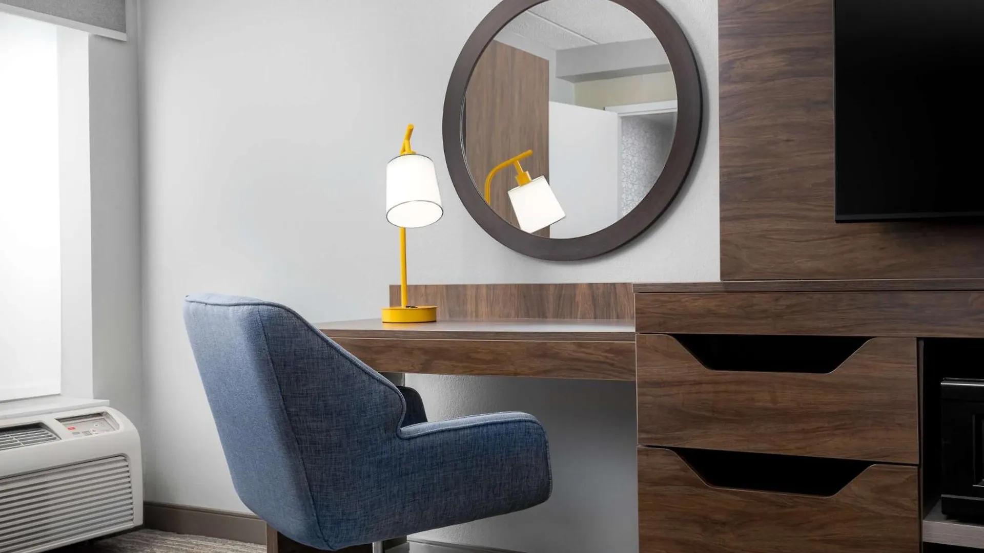 Hampton Inn Louisville Airport Fair/Expo Center Hotel