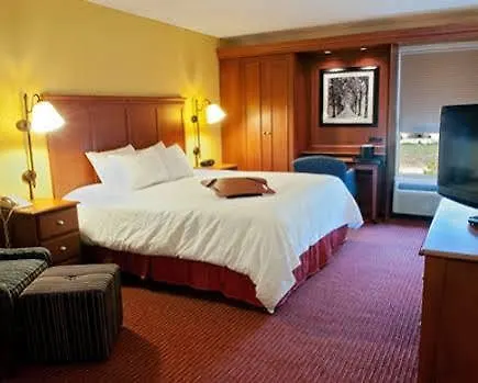 Hotel Hampton Inn Louisville Airport Fair/Expo Center