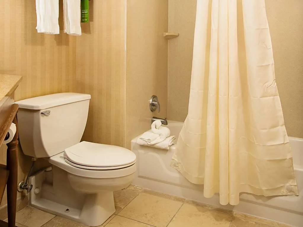 Hampton Inn Louisville Airport Fair/Expo Center Hotel