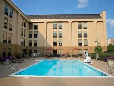 Hampton Inn Louisville Airport Fair/Expo Center